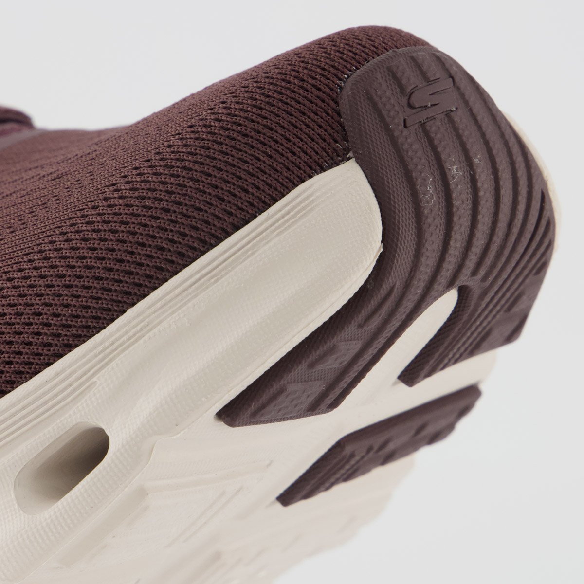 Tênis Skchers Go Walk Glide-Step 2.0 Feminino Bordô Bordô 8
