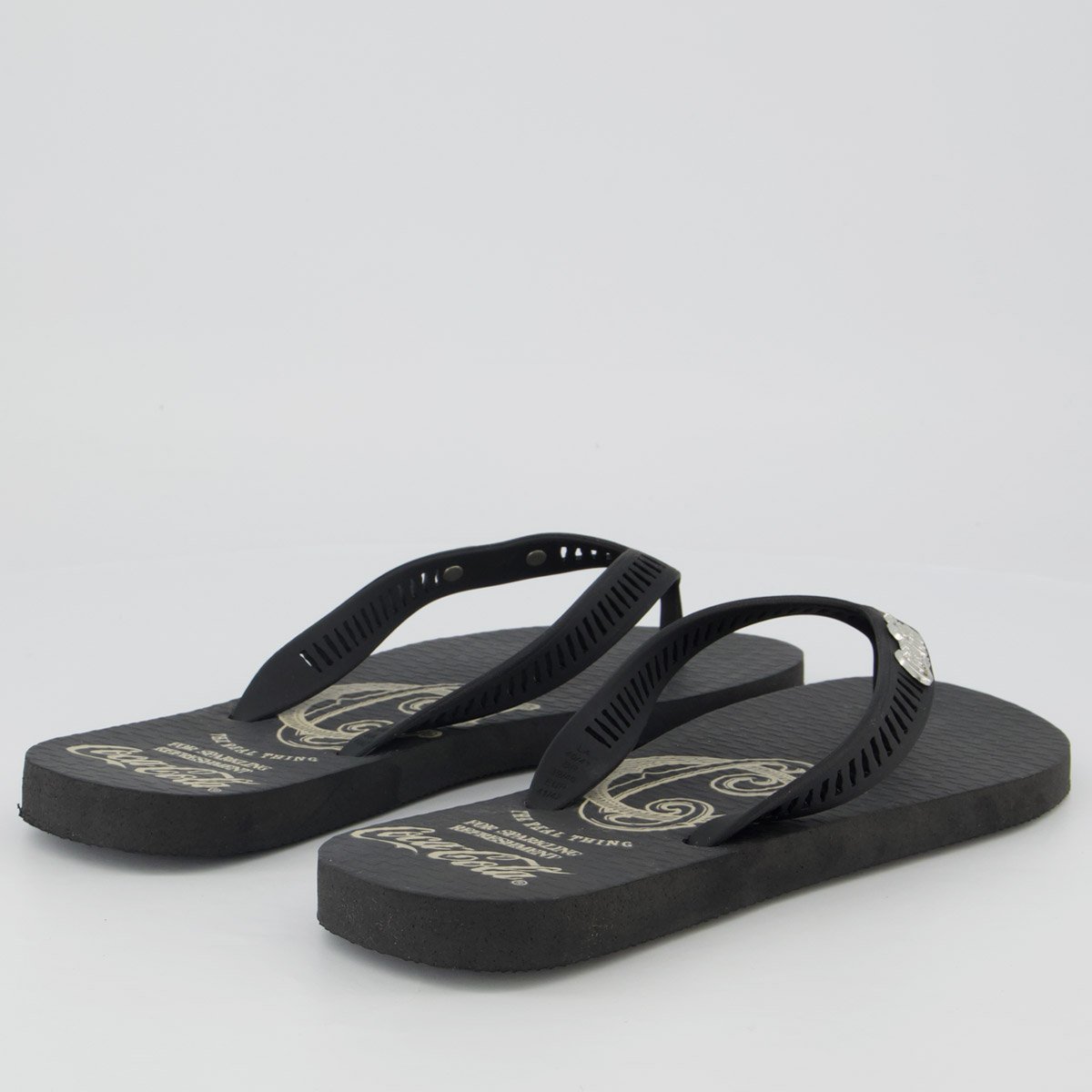Chinelo Coca Cola Ithaca Preto Preto 4