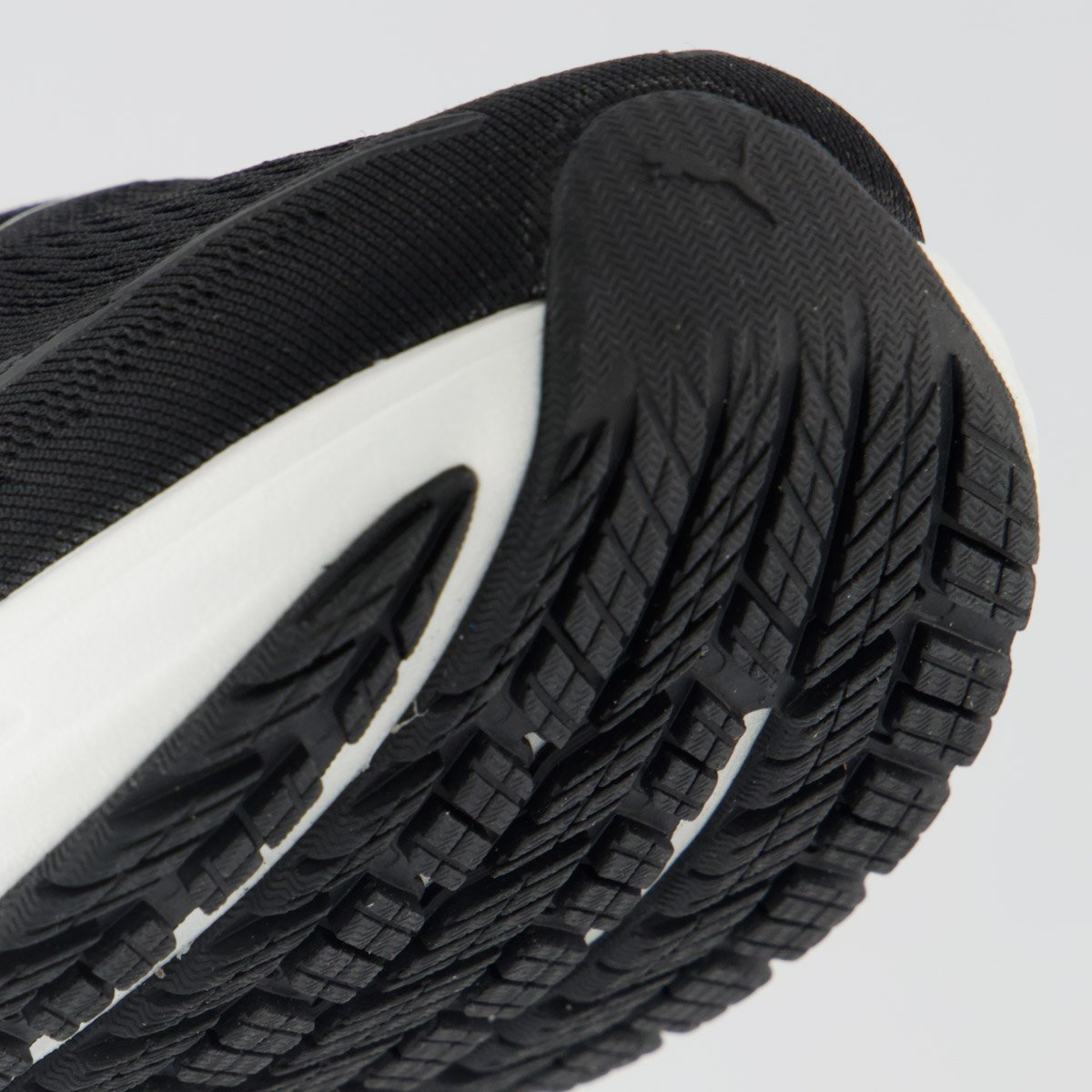 Tênis Puma Velocity Nitro 5 Preto e Branco Preto 8