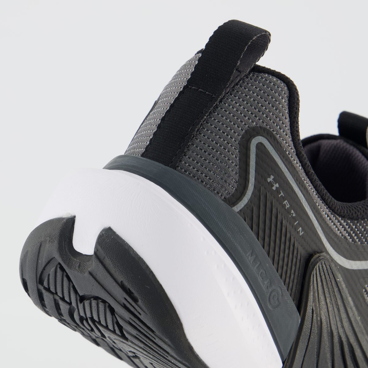 Tênis Under Armour Tribase Reps 3 Preto e Branco Preto 6