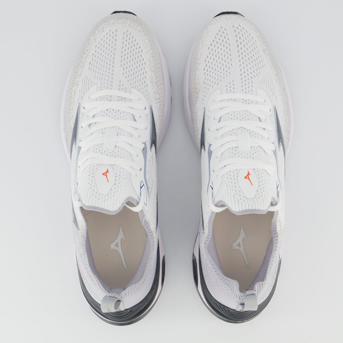 Tênis Mizuno Mirai 8 Cinza e Branco Cinza 4