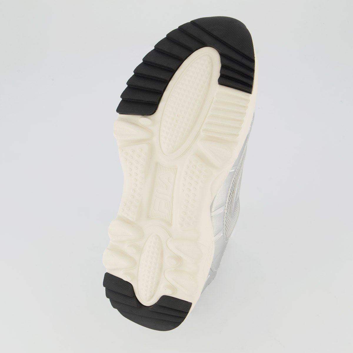 Tênis Fila Oakmont 2 Feminino Cinza e Prata Cinza/Prata 5