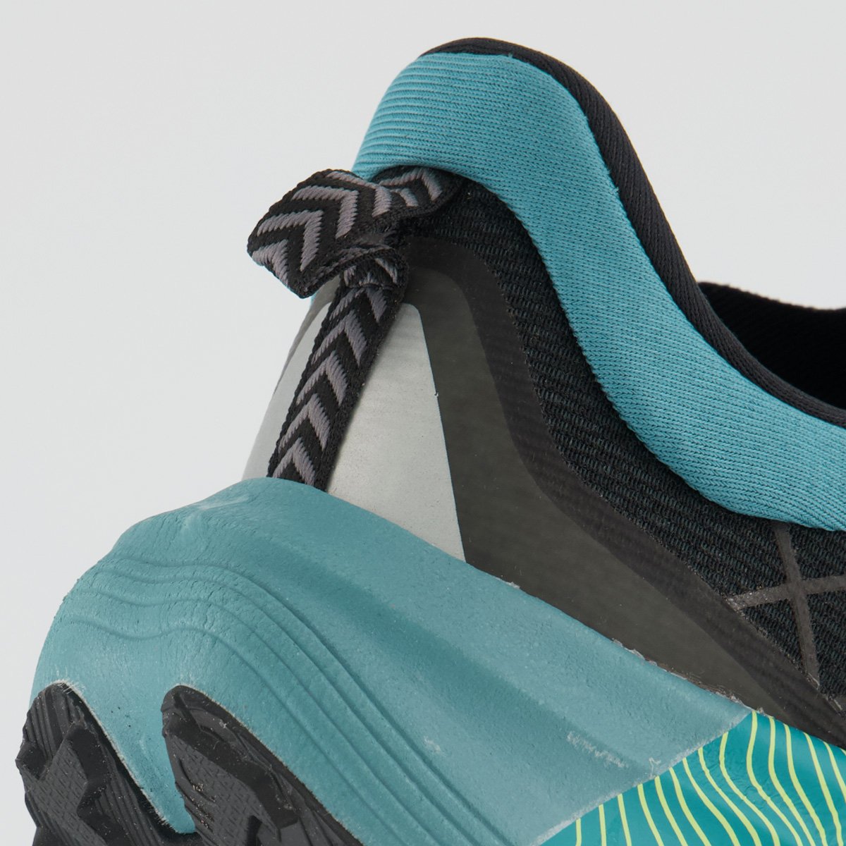 Tênis Fila Racer Skytrail Preto e Azul Preto/Azul 6
