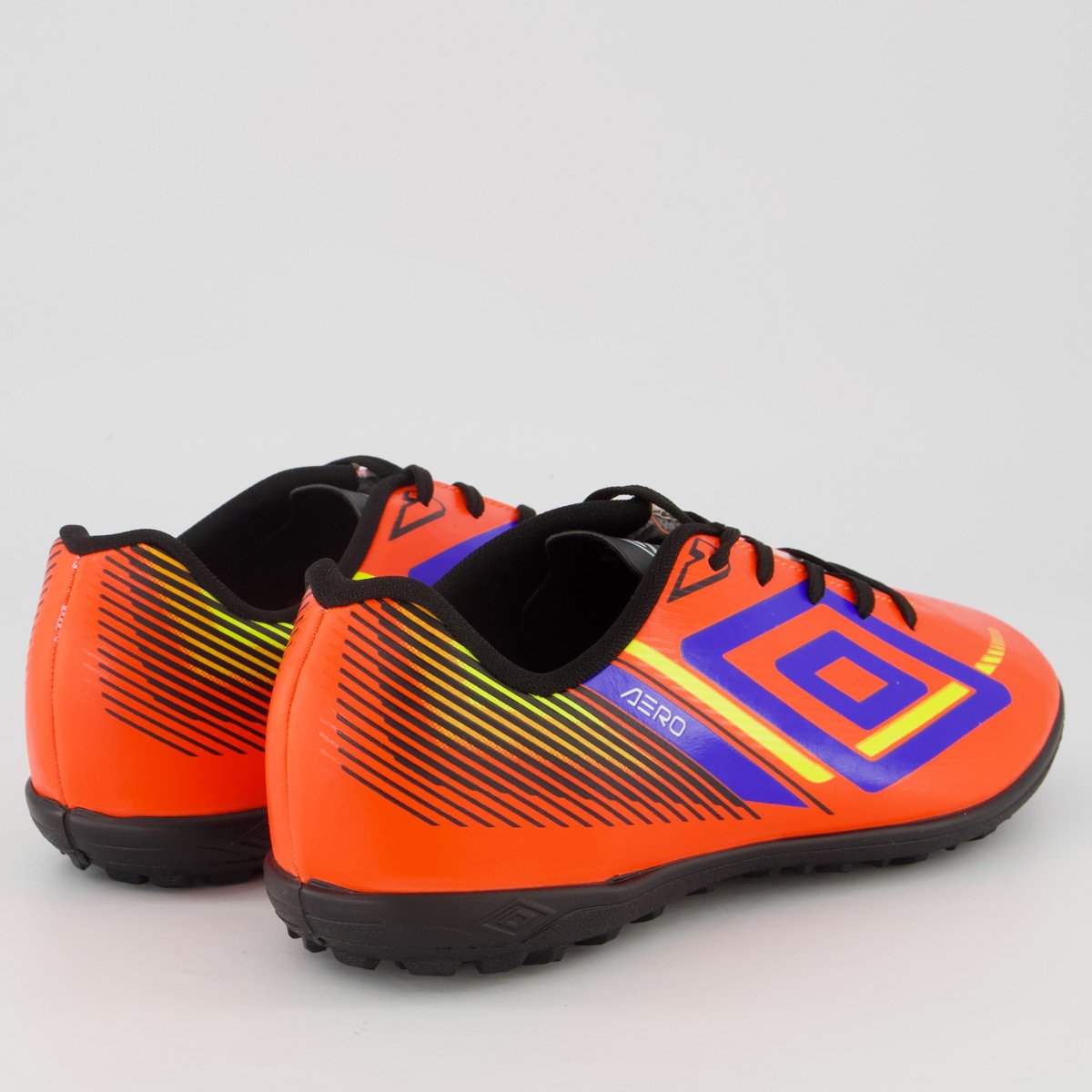Chuteira Umbro Aerodynamic Society Laranja e Azul Laranja 3