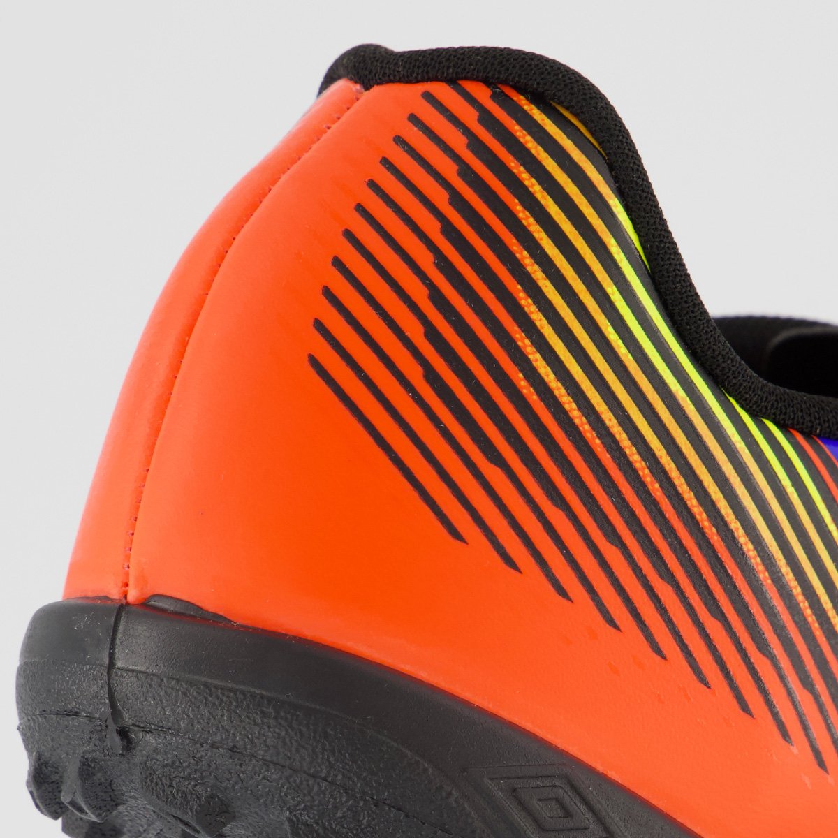 Chuteira Umbro Aerodynamic Society Laranja e Azul Laranja 6