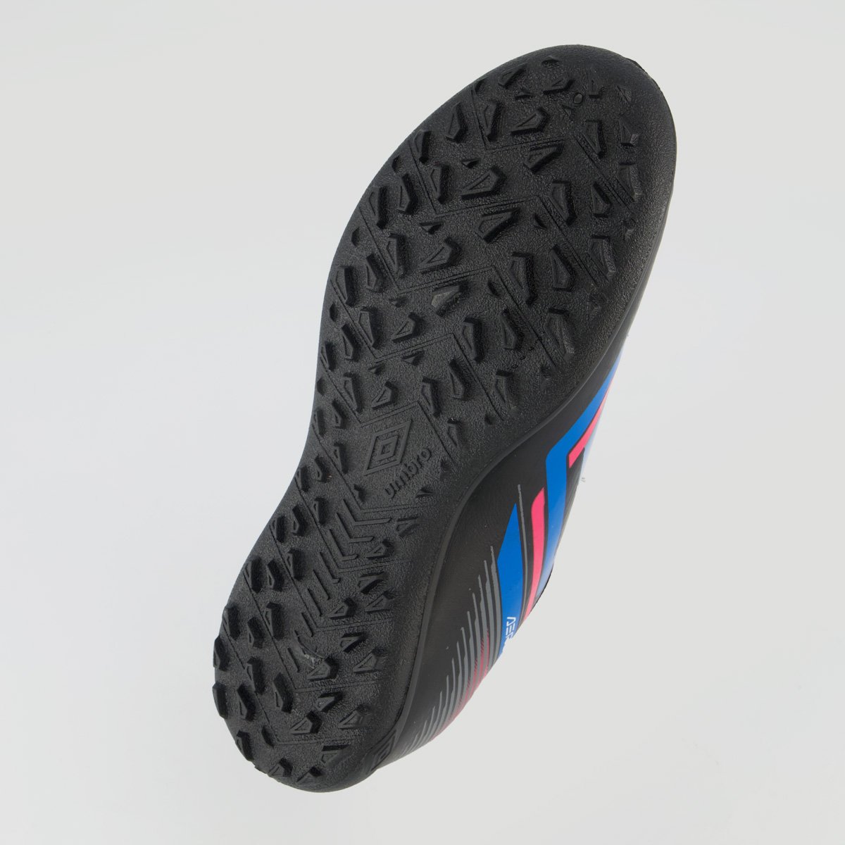 Chuteira Umbro Aerodynamic Society Preta e Azul Preto 5