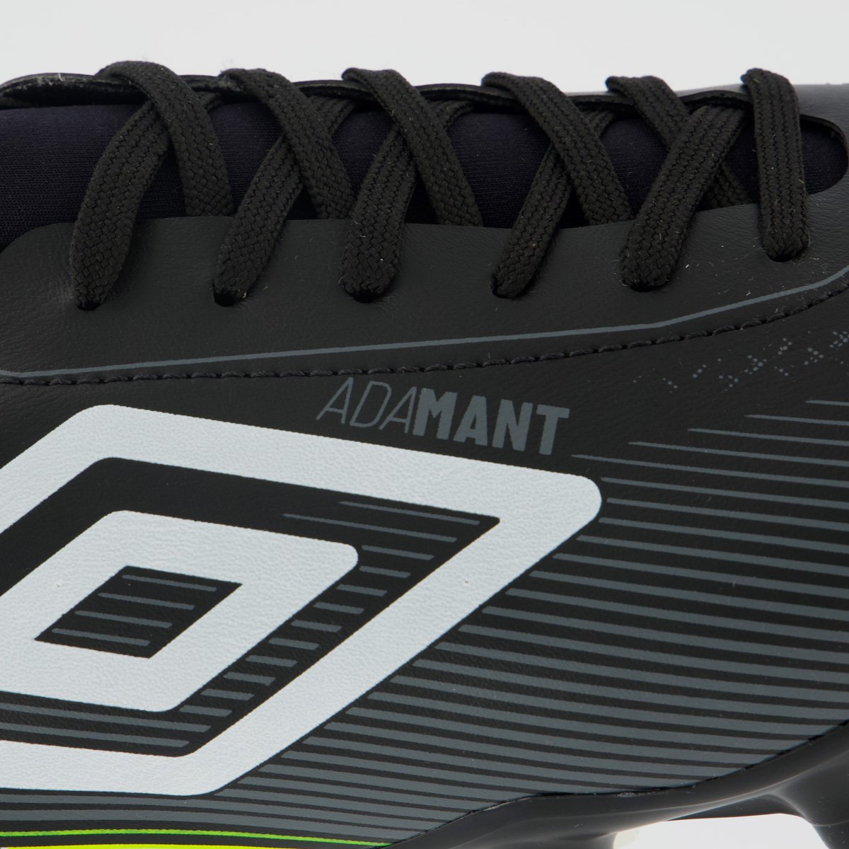 Chuteira Umbro Top Speed League Campo Preta e Verde Preto/Verde 7