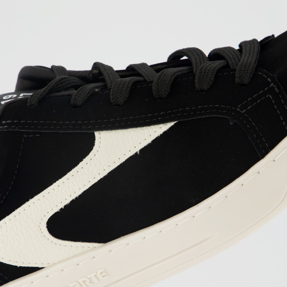 Tênis Via Marte V020 Feminino Preto e Branco Preto 7