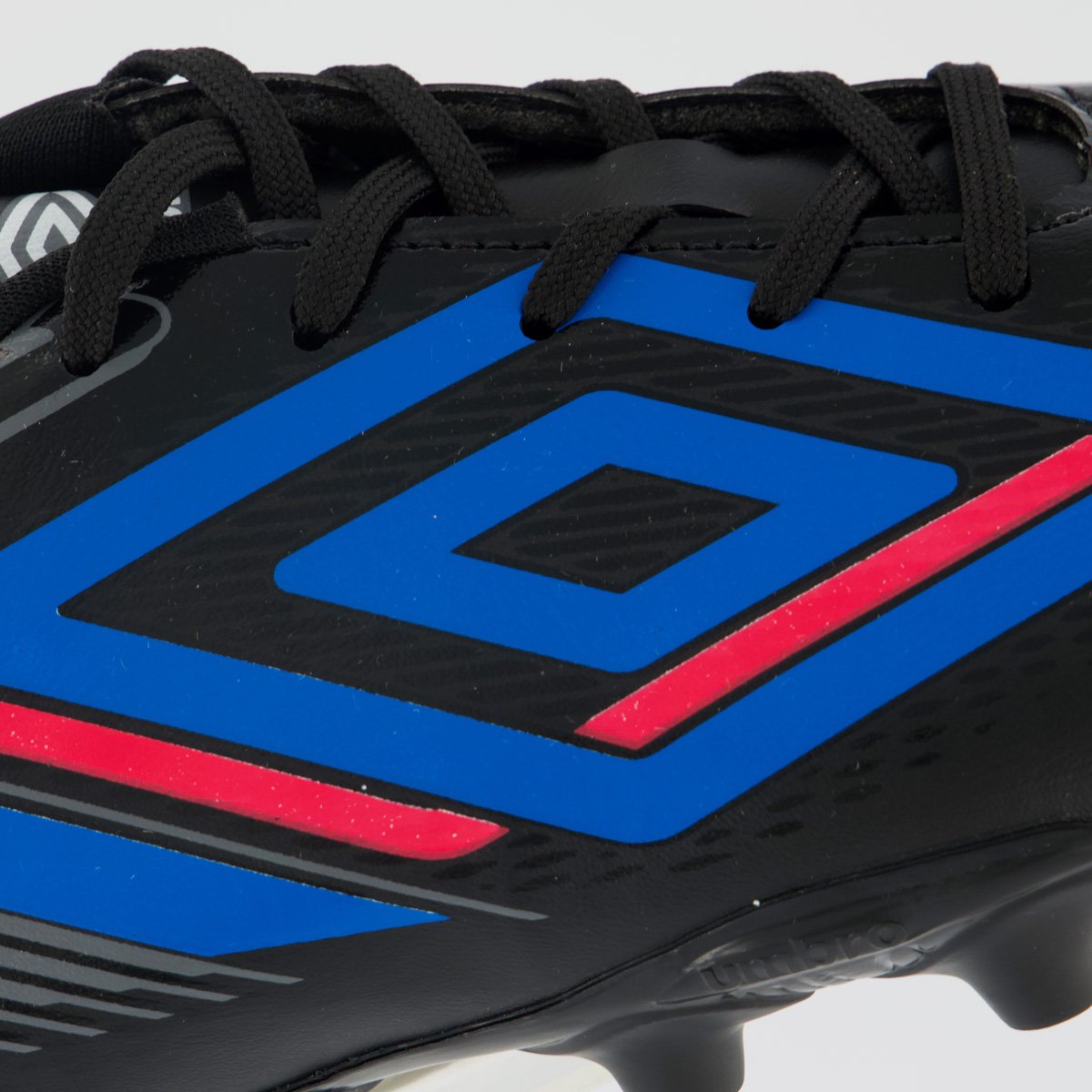 Chuteira Umbro Aerodynamic Campo Preta e Azul Preto 7
