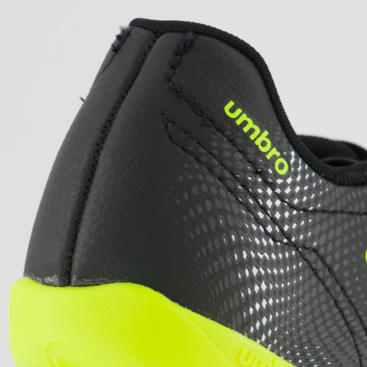 Chuteira Umbro Class Neo Futsal Juvenil Preta Preto 6
