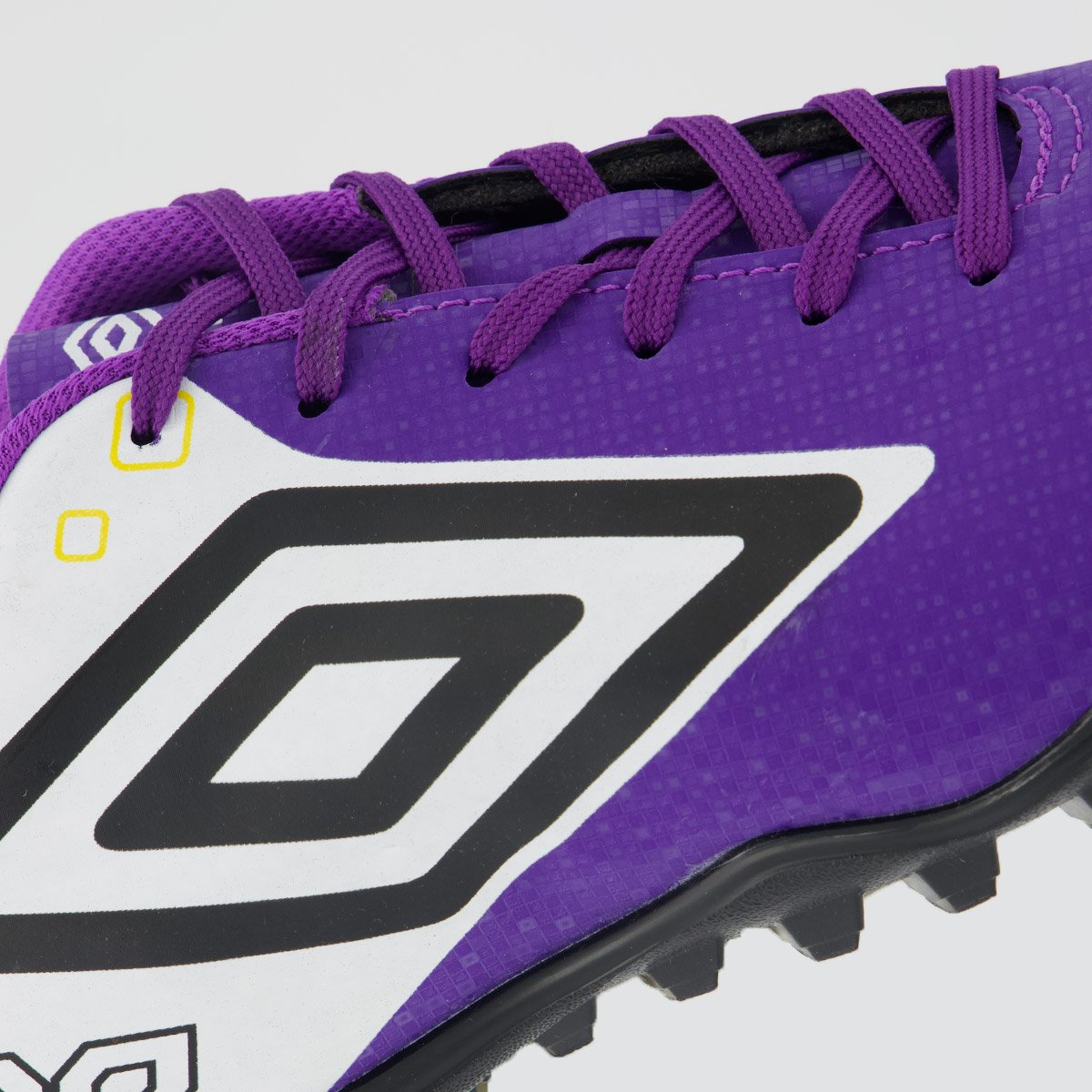 Chuteira Umbro Techno II Society Roxa Roxo 7