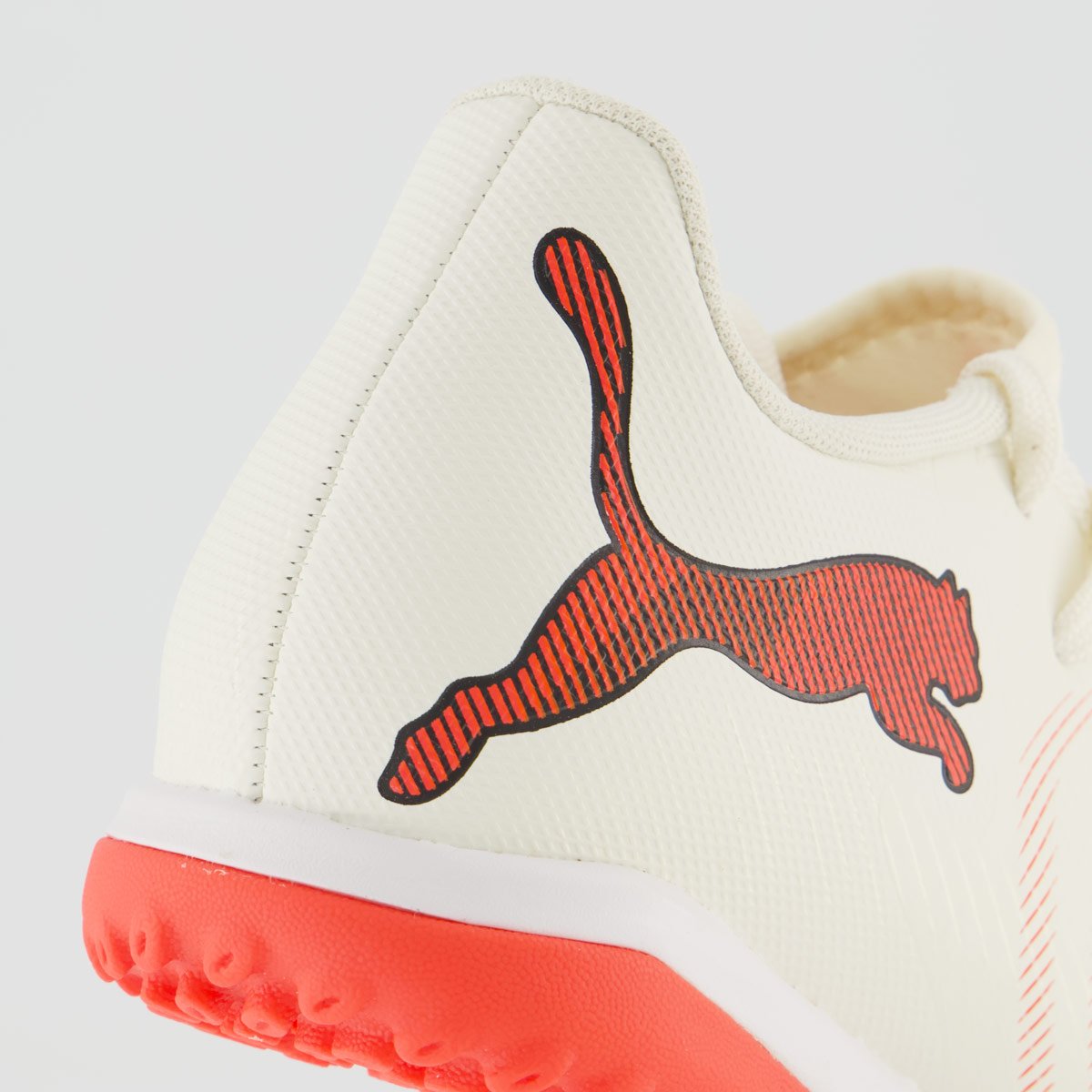 Chuteira Puma Future 9 Play + Mid Society Juvenil Off White e Laranja Off White 6