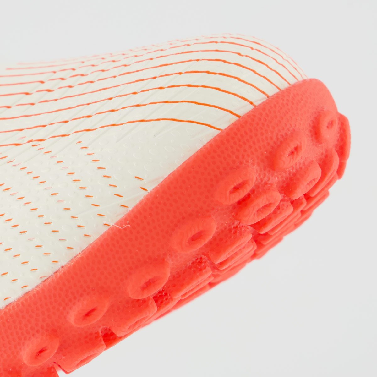 Chuteira Puma Future 9 Play + Mid Society Juvenil Off White e Laranja Off White 8