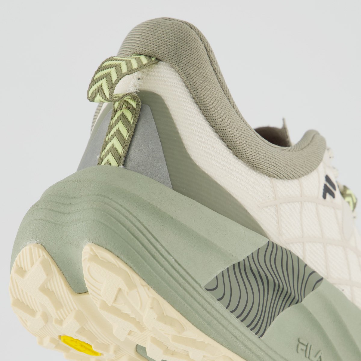 Tênis Fila Racer Skytrail Feminino Off White e Verde Off White/Verde 6