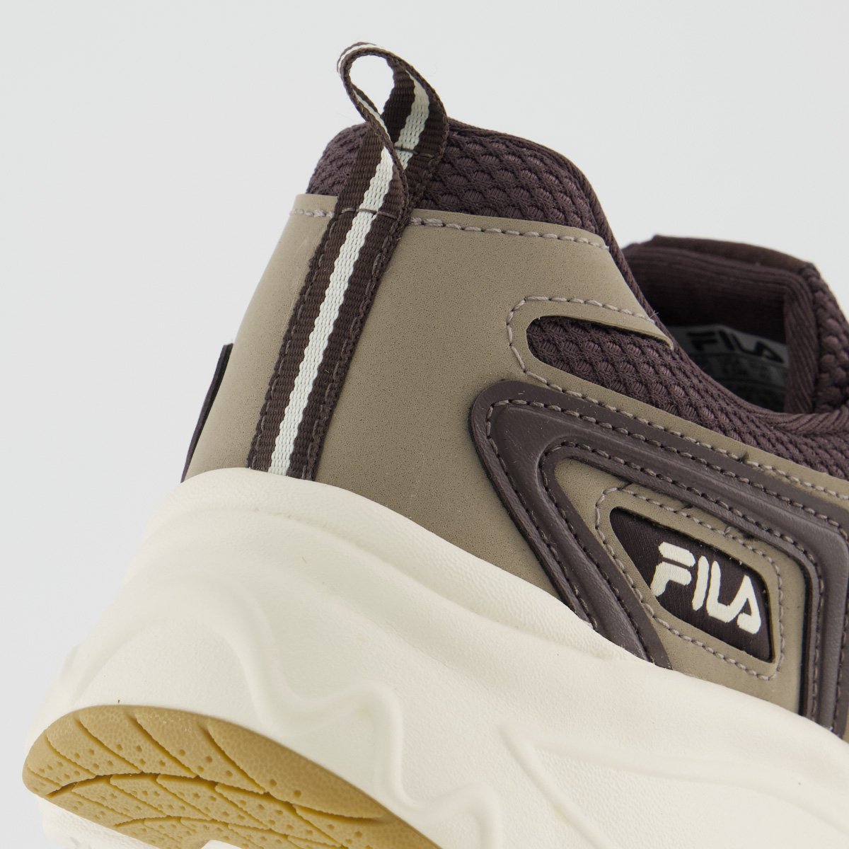 Tênis Fila Buzzard Bold Marrom Marrom 6