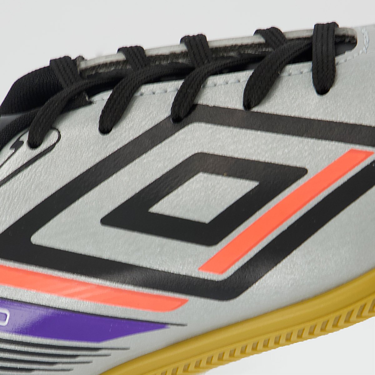 Chuteira Umbro Aerodynamic Futsal Juvenil Prata Prata 7