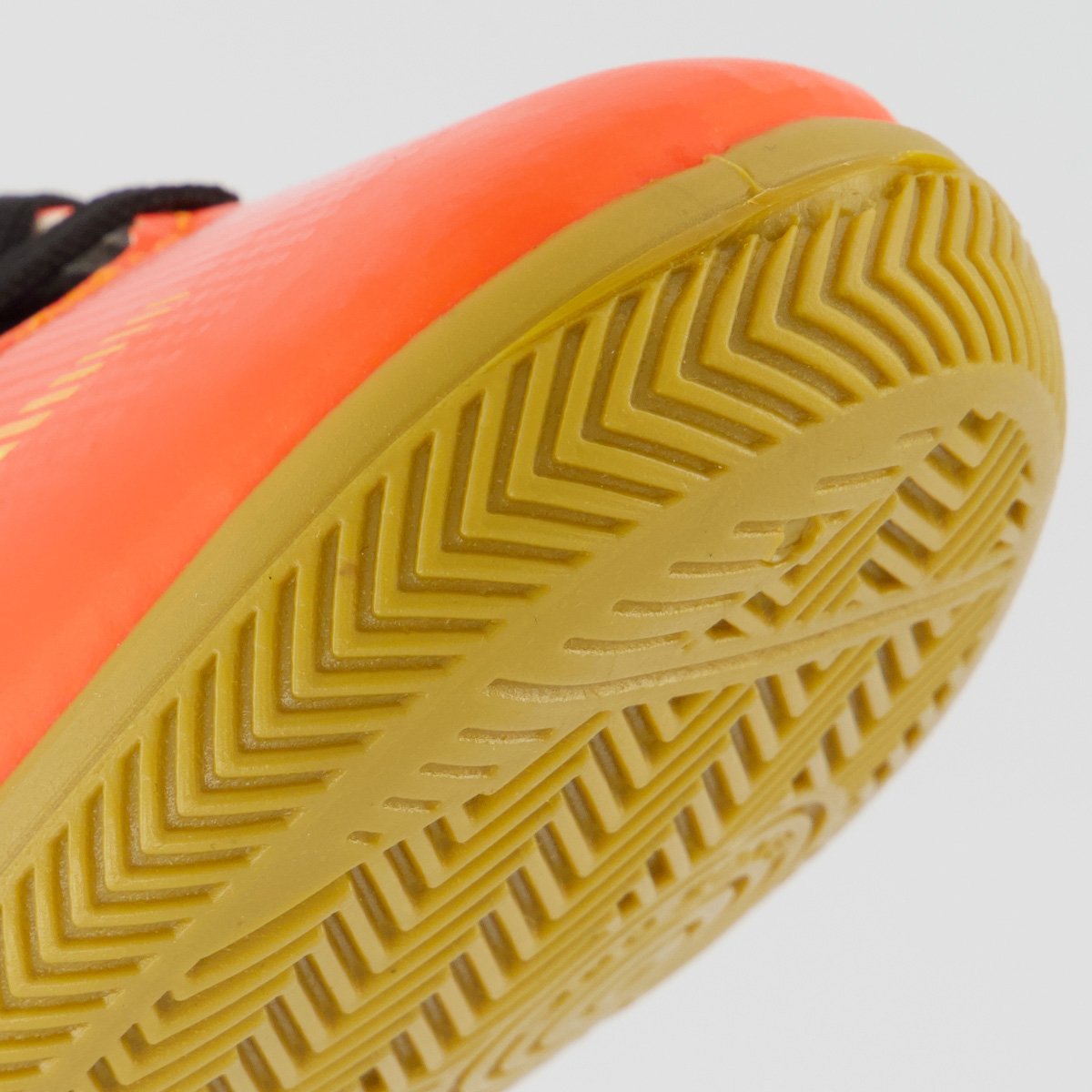 Chuteira Umbro Aerodynamic Futsal Juvenil Laranja e Azul Laranja 8