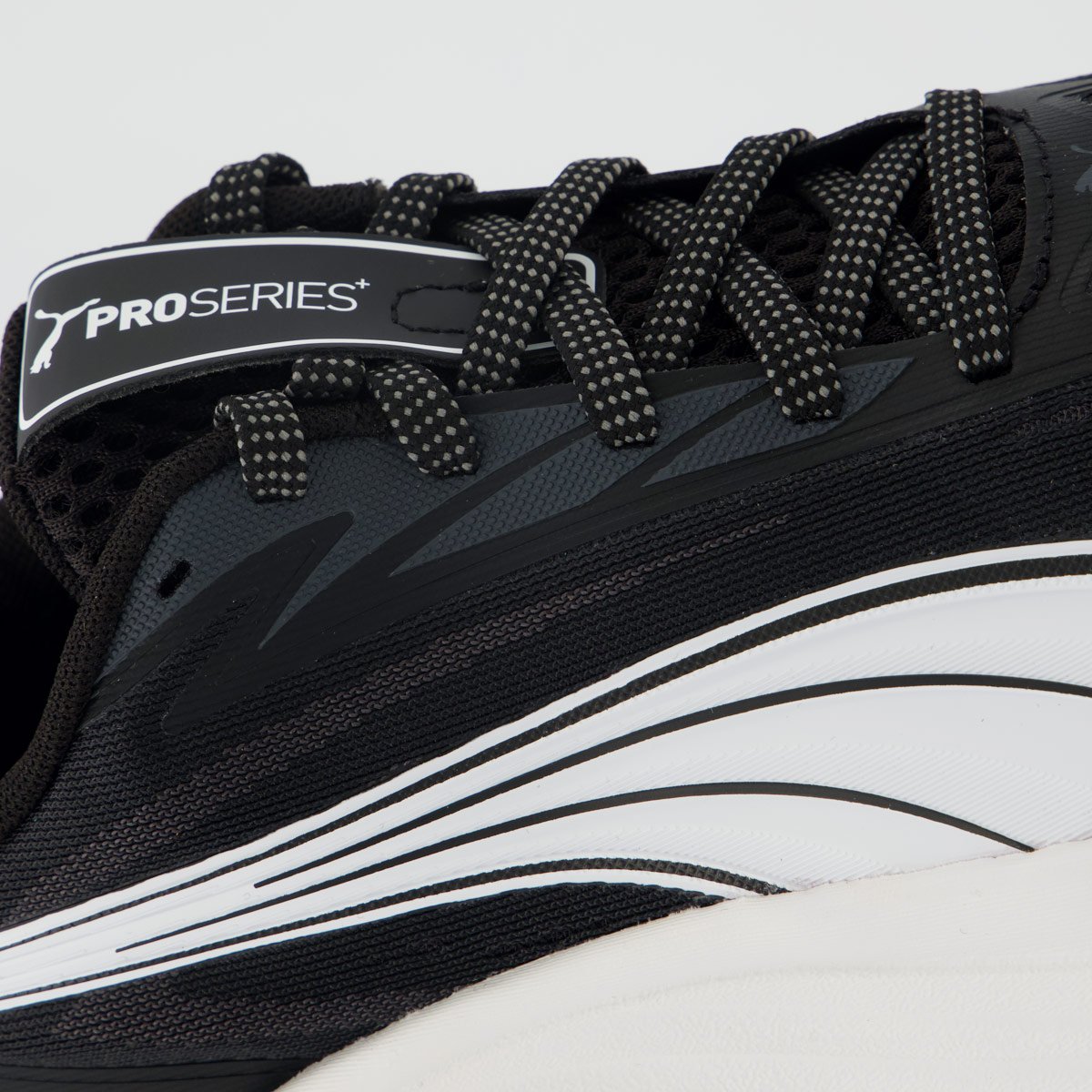 Tênis Puma Maxima Pro Wns Feminino Preto e Branco Preto/Branco 7