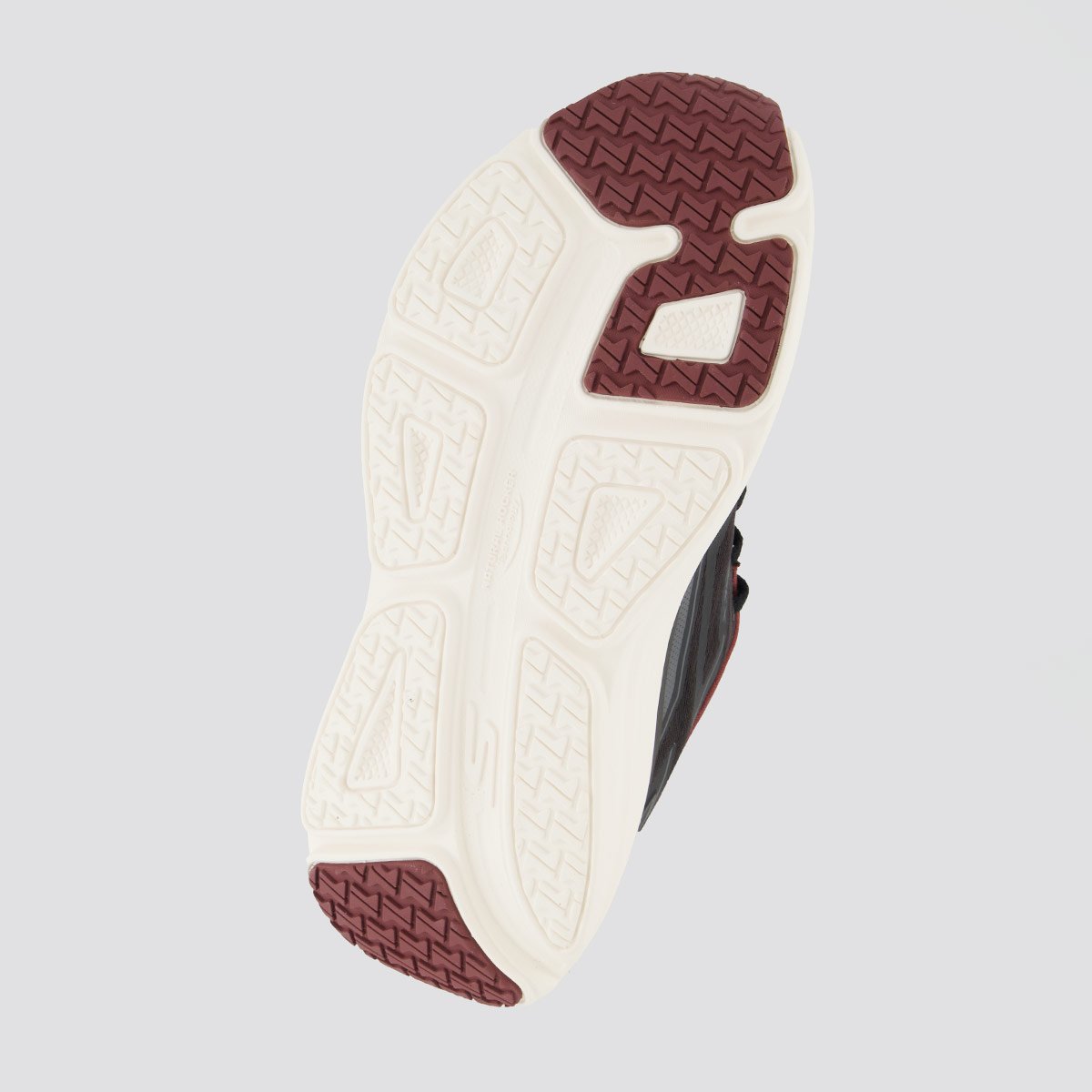 Tênis Skechers Max Cushioning Endeavour Feminino Preto Preto 5