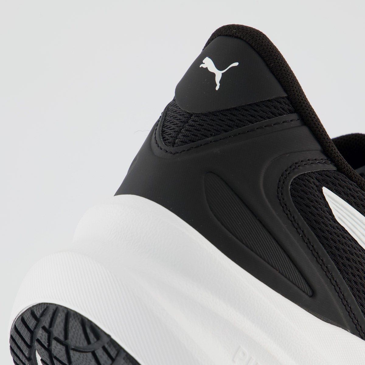 Tênis Puma Maxstride Lite Preto e Branco Preto/Branco 6