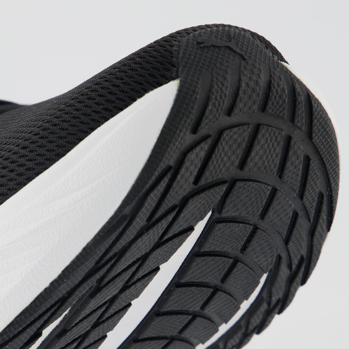 Tênis Puma Maxstride Lite Preto e Branco Preto/Branco 8