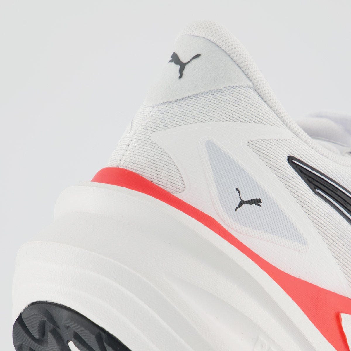 Tênis Puma Maxima Pro Branco e Preto Preto 6