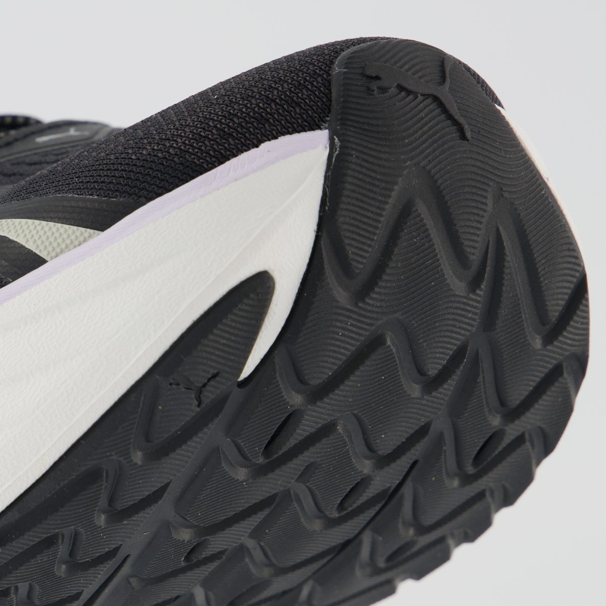 Tênis Puma Maxima Pro Feminino Preto e Vermelho Preto 8