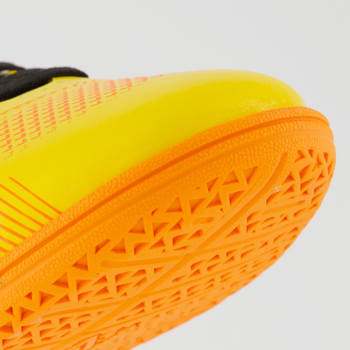 Chuteira Umbro Top Speed League Futsal Amarela e Preta Amarelo 8