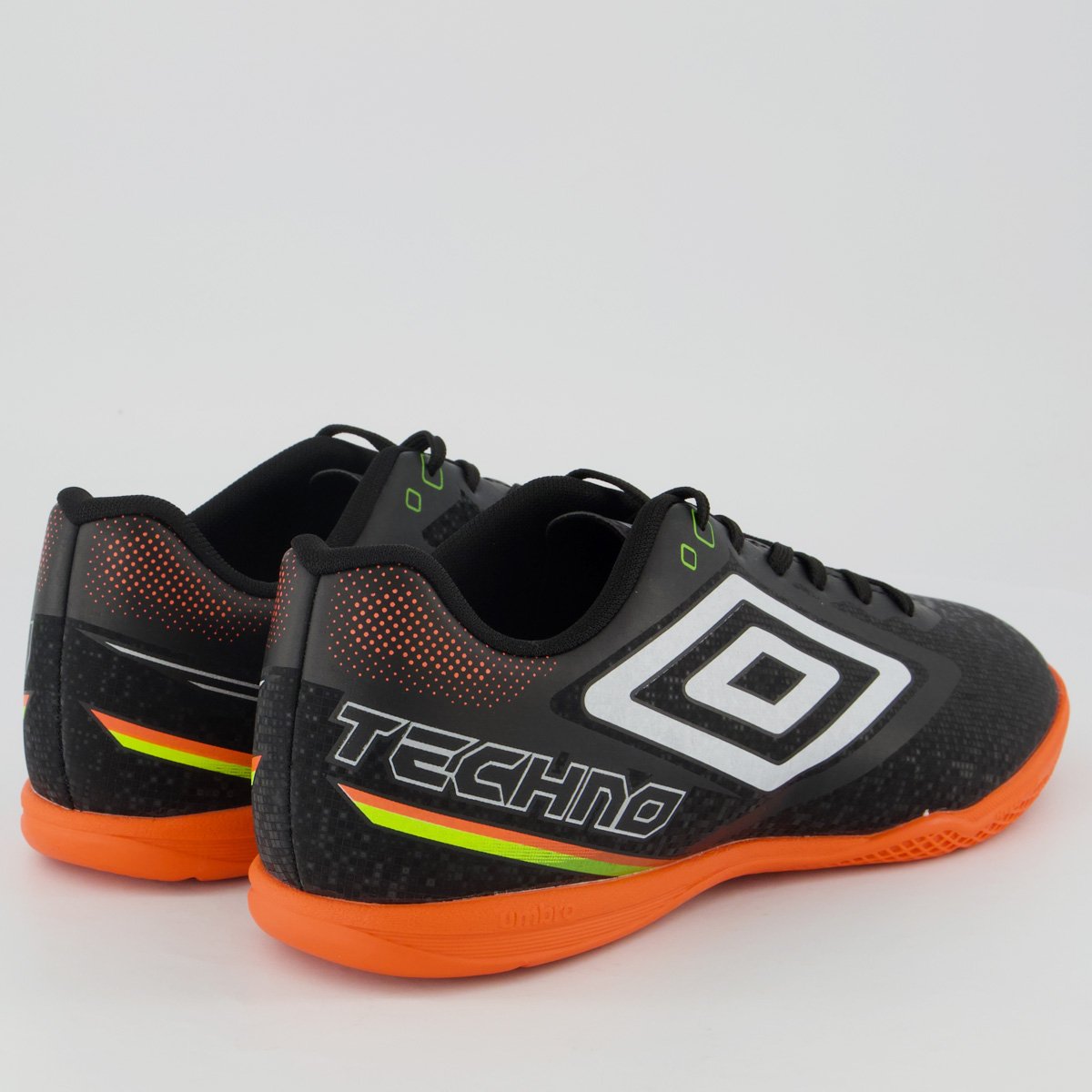 Chuteira Umbro Techno II Futsal Preta e Laranja Preto 3