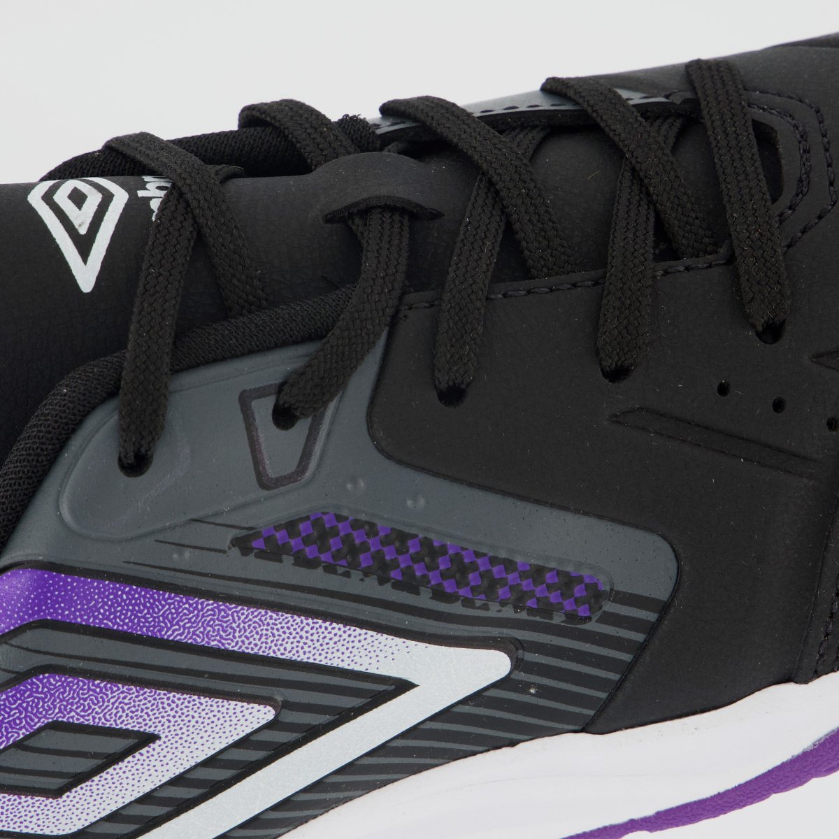 Chuteira Umbro Pro 5 II Futsal Juvenil Preta e Roxa Preto 7