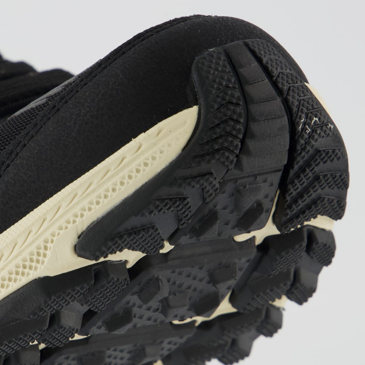 Tênis Skechers Trail Altitude 2.0 Feminino Preto e Bege Preto/Bege 8