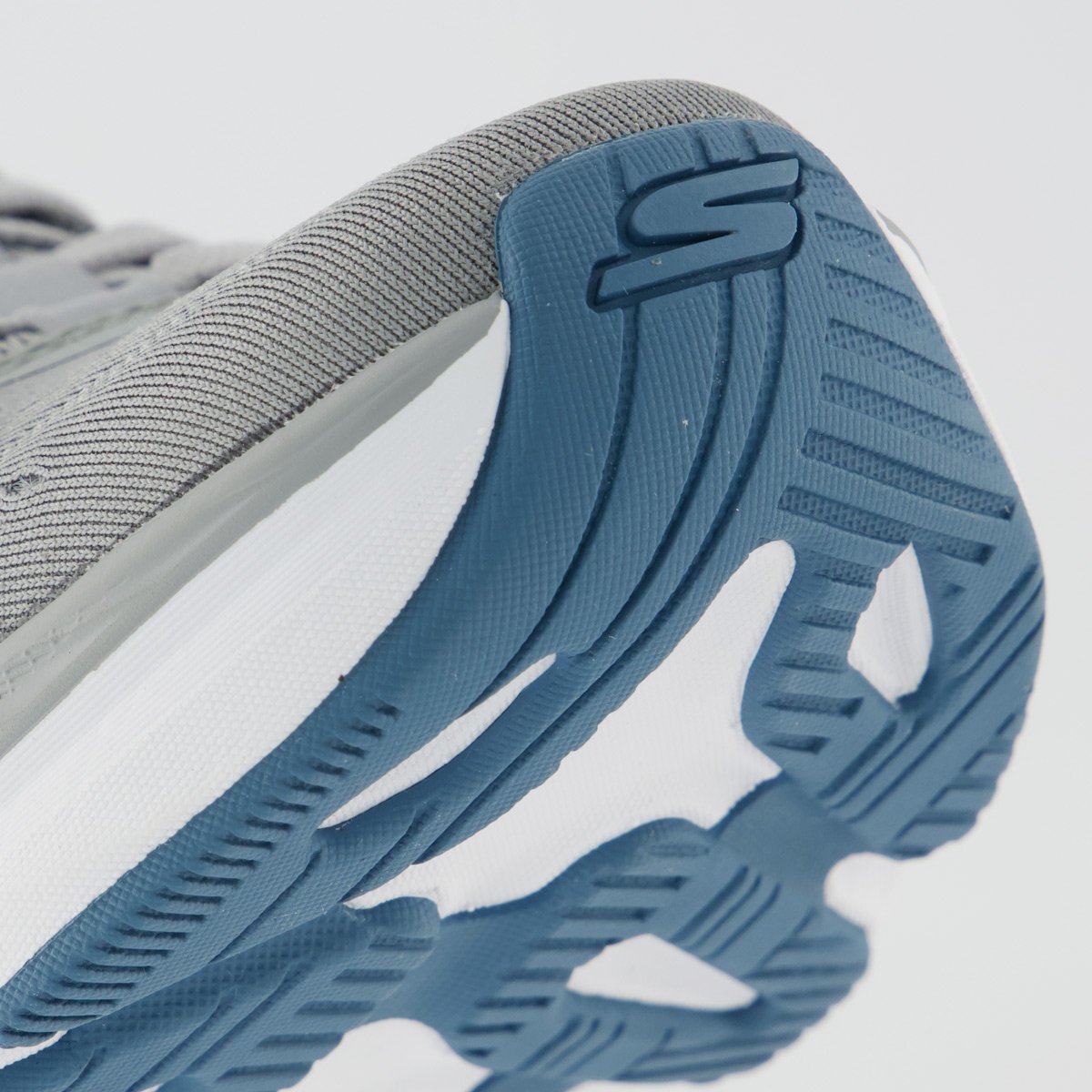 Tênis Skechers Max Run Feminino Cinza e Azul Cinza/Azul 8