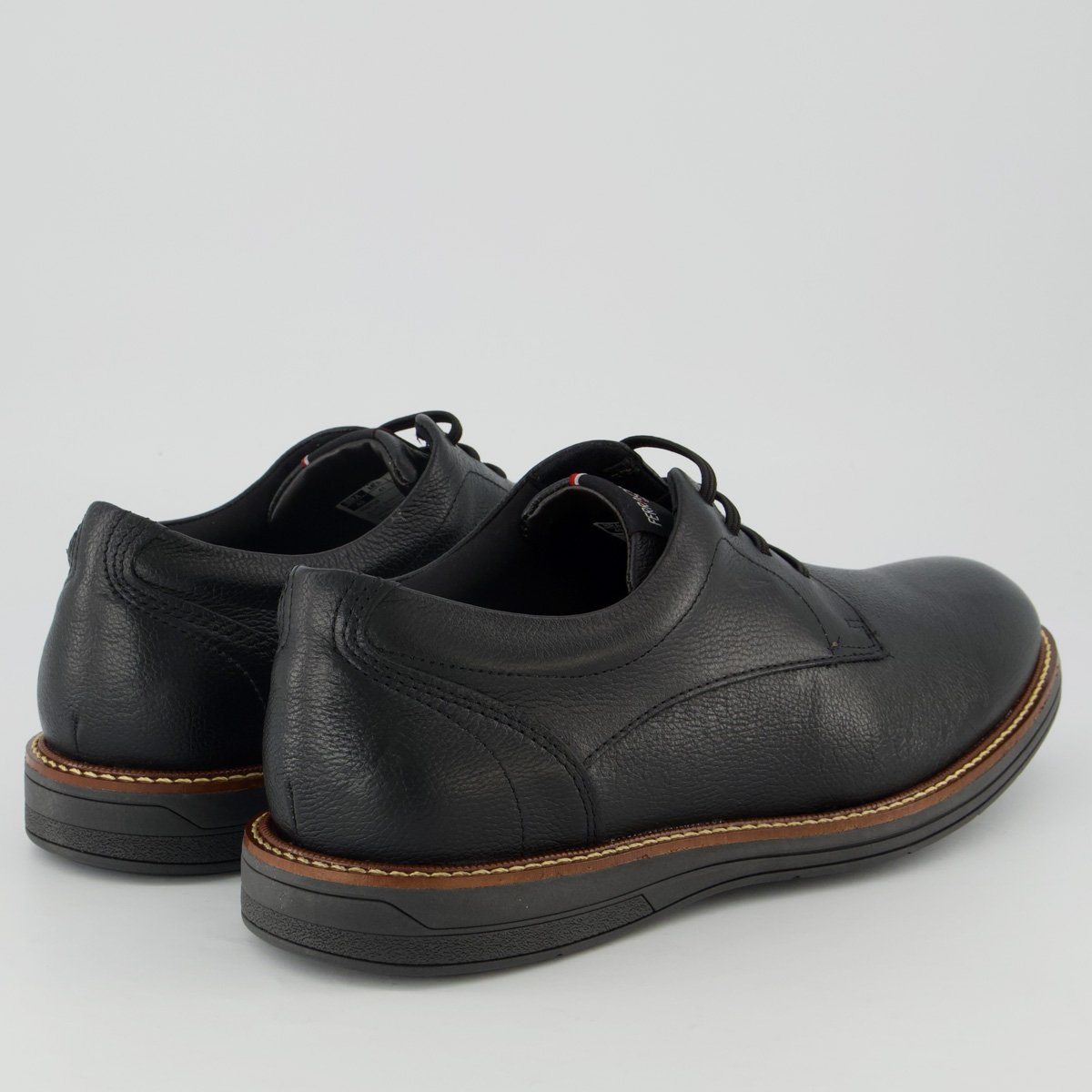 Sapato Ferracini Easy Preto e Marrom Preto 3