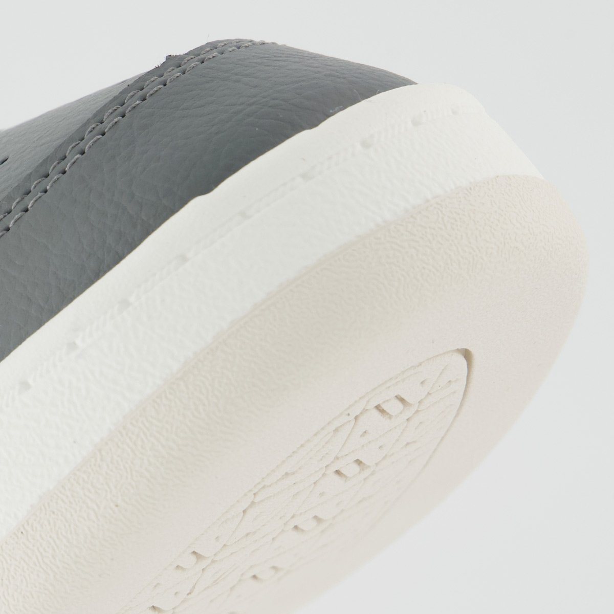 Tênis Puma Caven 2.0 BDP Off White e Cinza Off White/Cinza 8