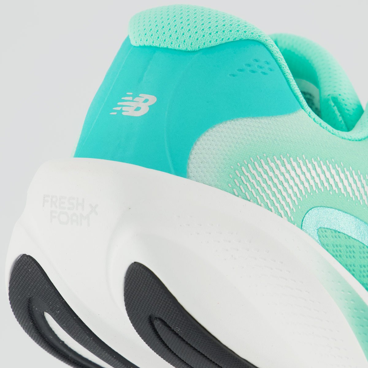 Tênis New Balance Fresh Foam Ellipse Feminino Verde e Branco Verde 6