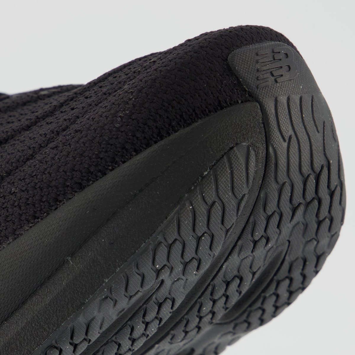 Tênis New Balance Infinion 1080 V15 All Black Preto 8