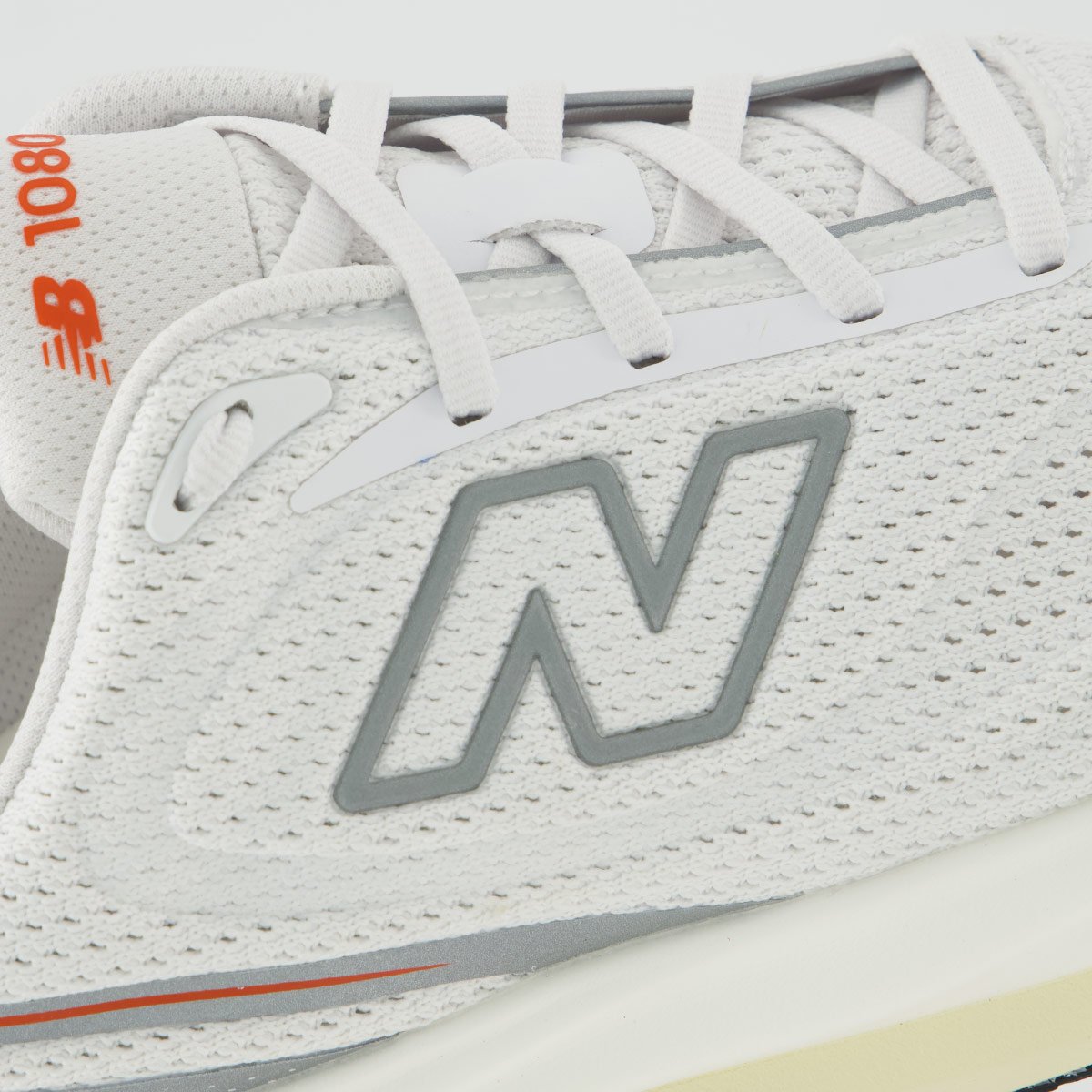 Tênis New Balance Infinion 1080 V15 Branco e Cinza Cinza 7
