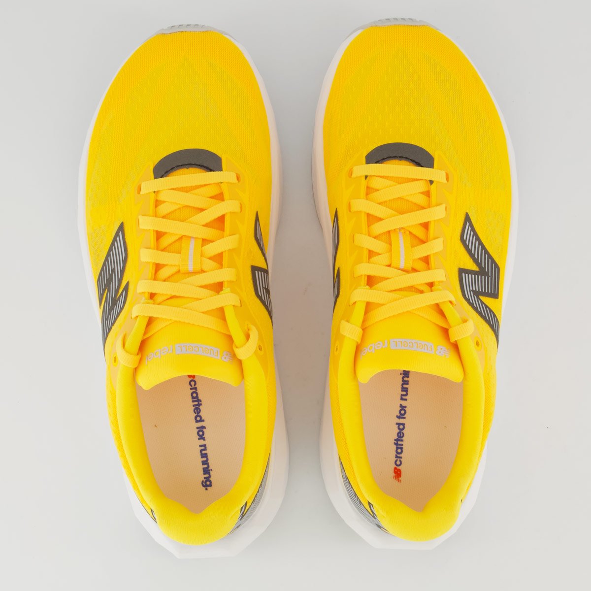 Tênis New Balance Fuelcell Rebel V5 Laranja e Branco Branco 4