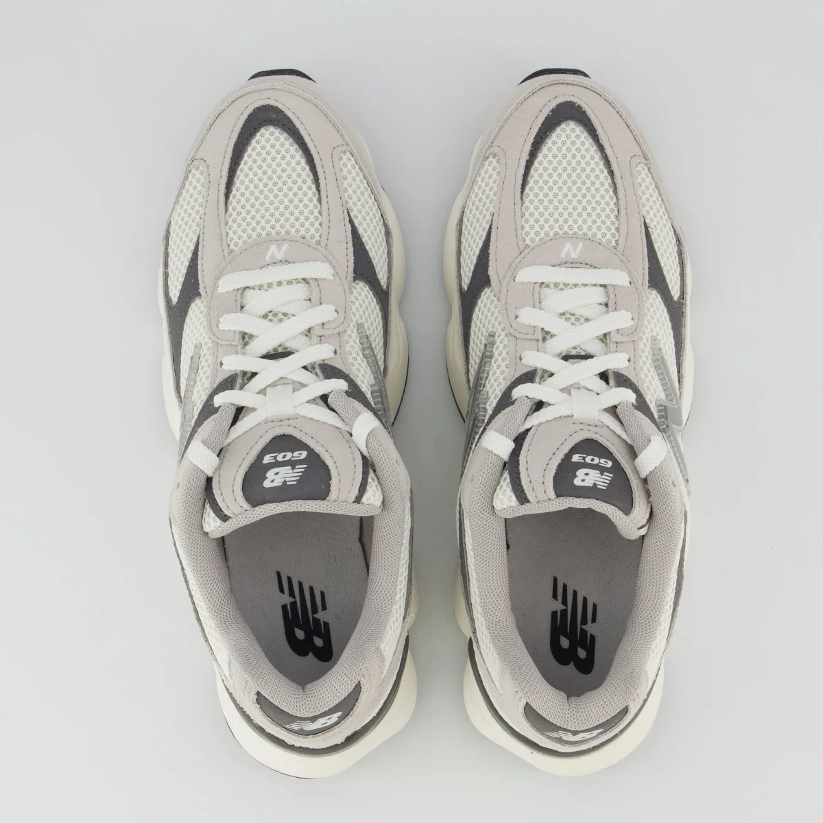 Tênis New Balance 603 Branco e Cinza Cinza 4