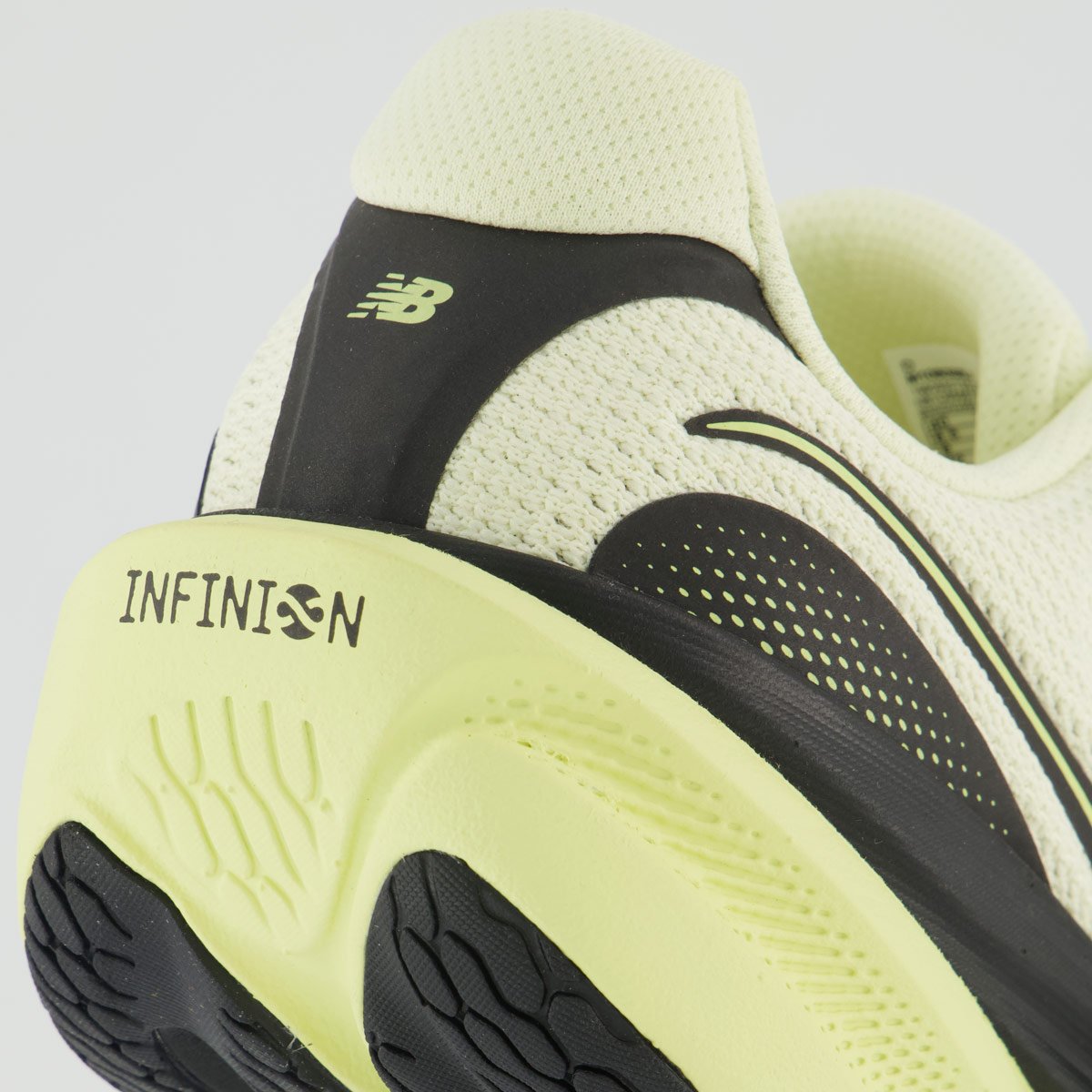 Tênis New Balance Infinion 1080 V15 Verde Claro e Preto Preto 6