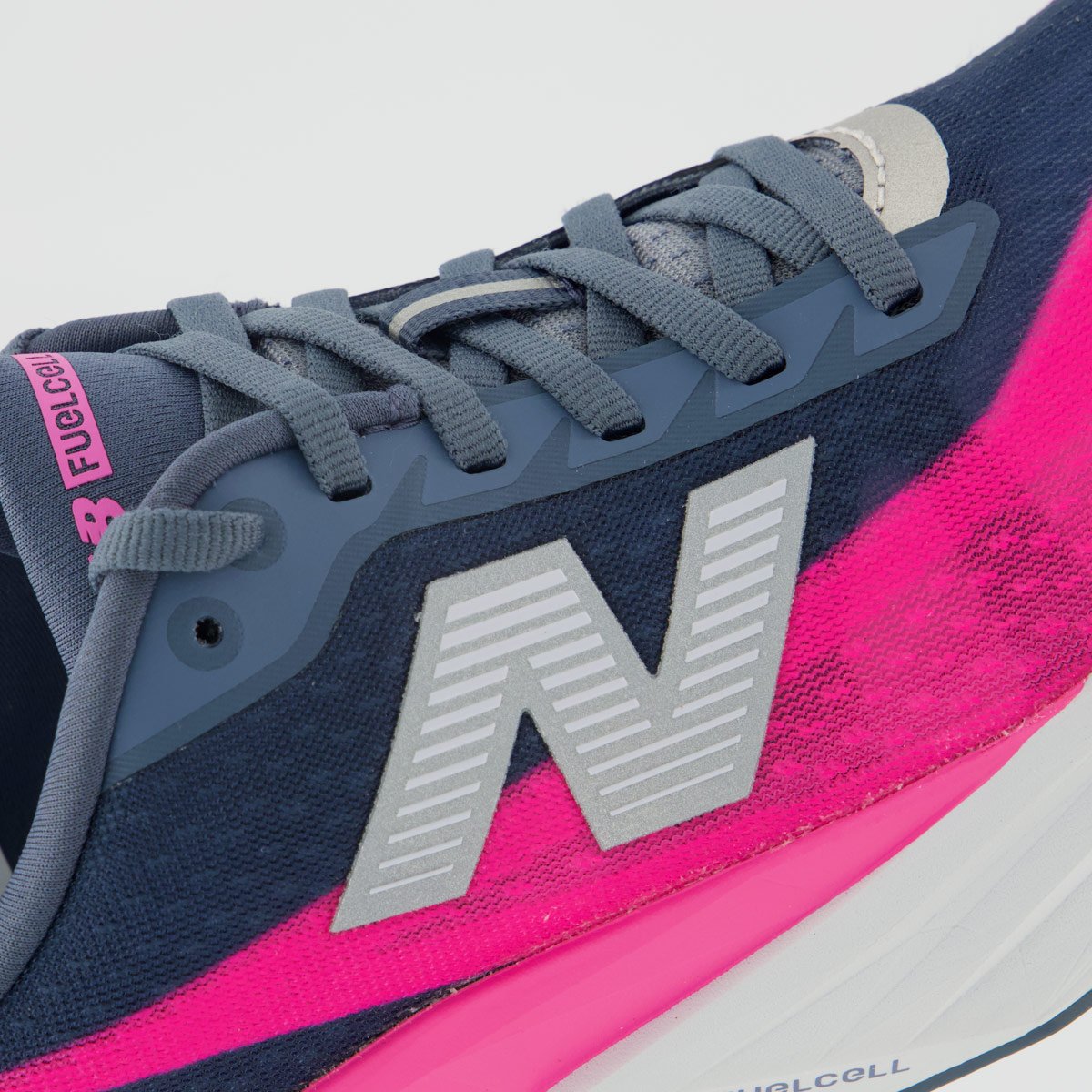 Tênis New Balance Fuelcell Rebel V5 Feminino Rosa Rosa 7