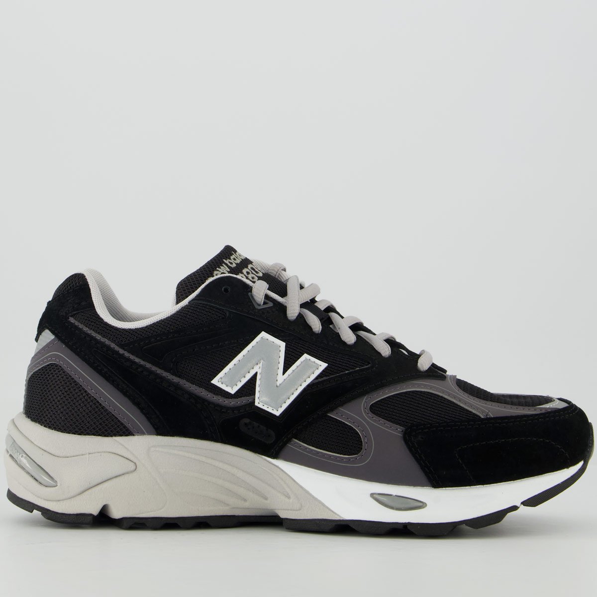 Tênis New Balance 880R Preto e Cinza