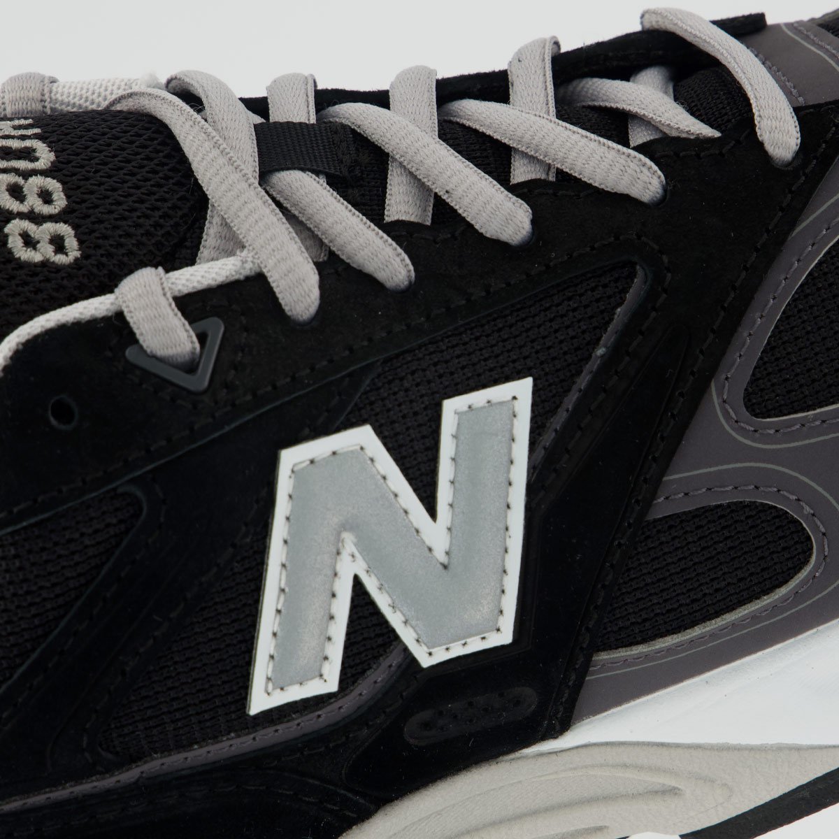Tênis New Balance 880R Preto e Cinza Cinza 7
