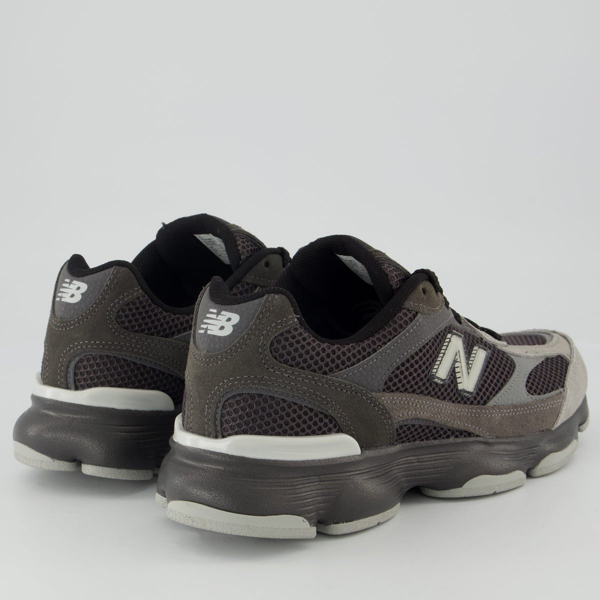 Tênis New Balance 603 Cinza e Preto Cinza 3