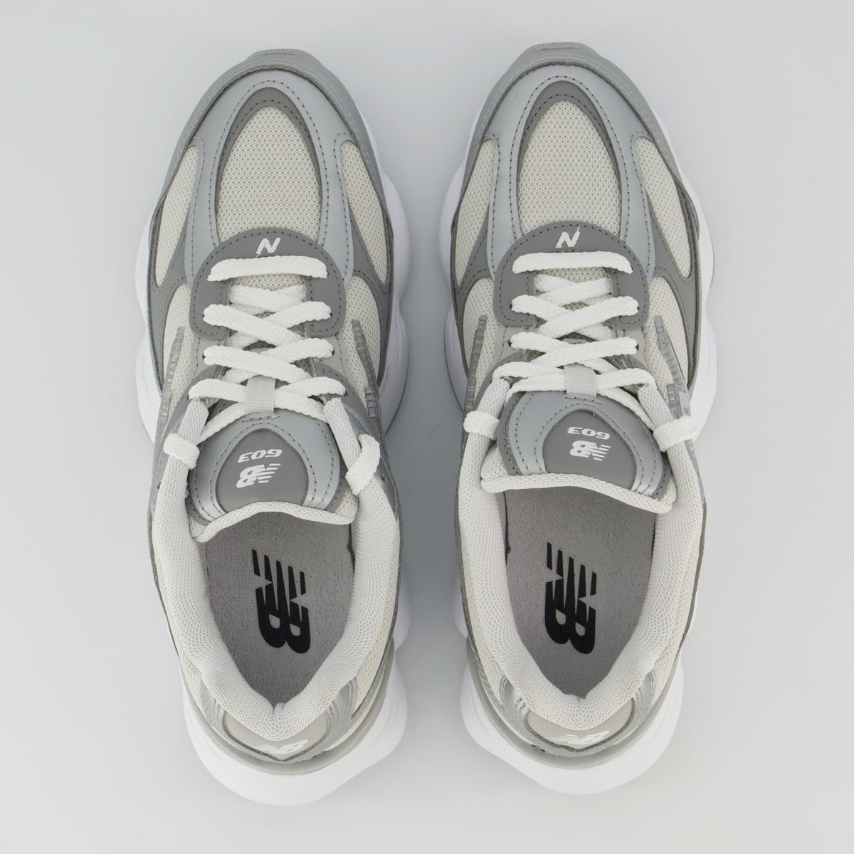 Tênis New Balance 603 Feminino Cinza e Prata Cinza 4