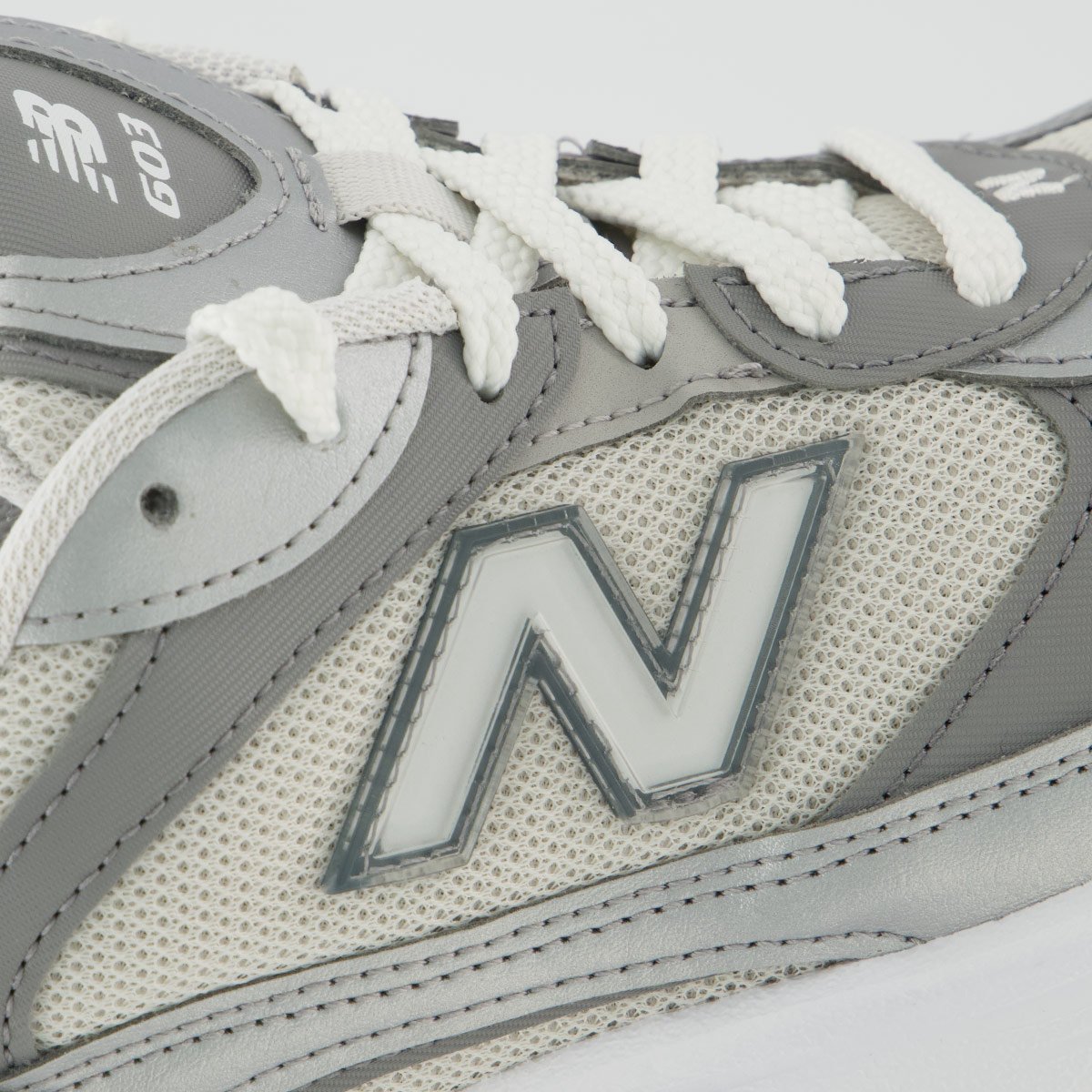 Tênis New Balance 603 Feminino Cinza e Prata Cinza 7