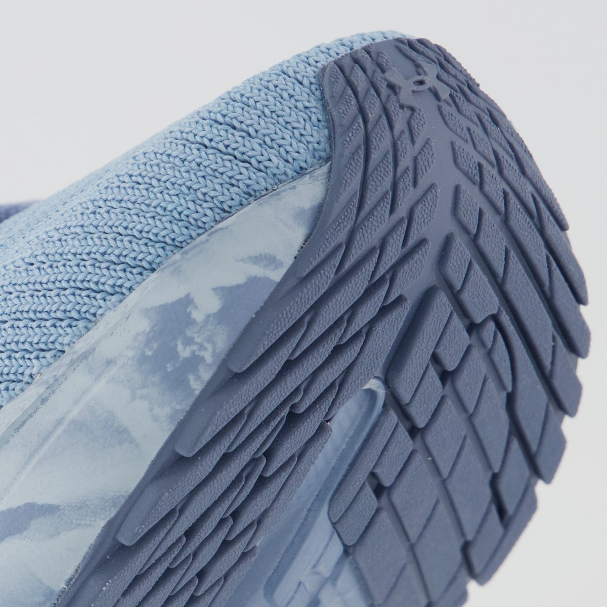 Tênis Under Armour Charged Fleek Feminino Azul Azul 8