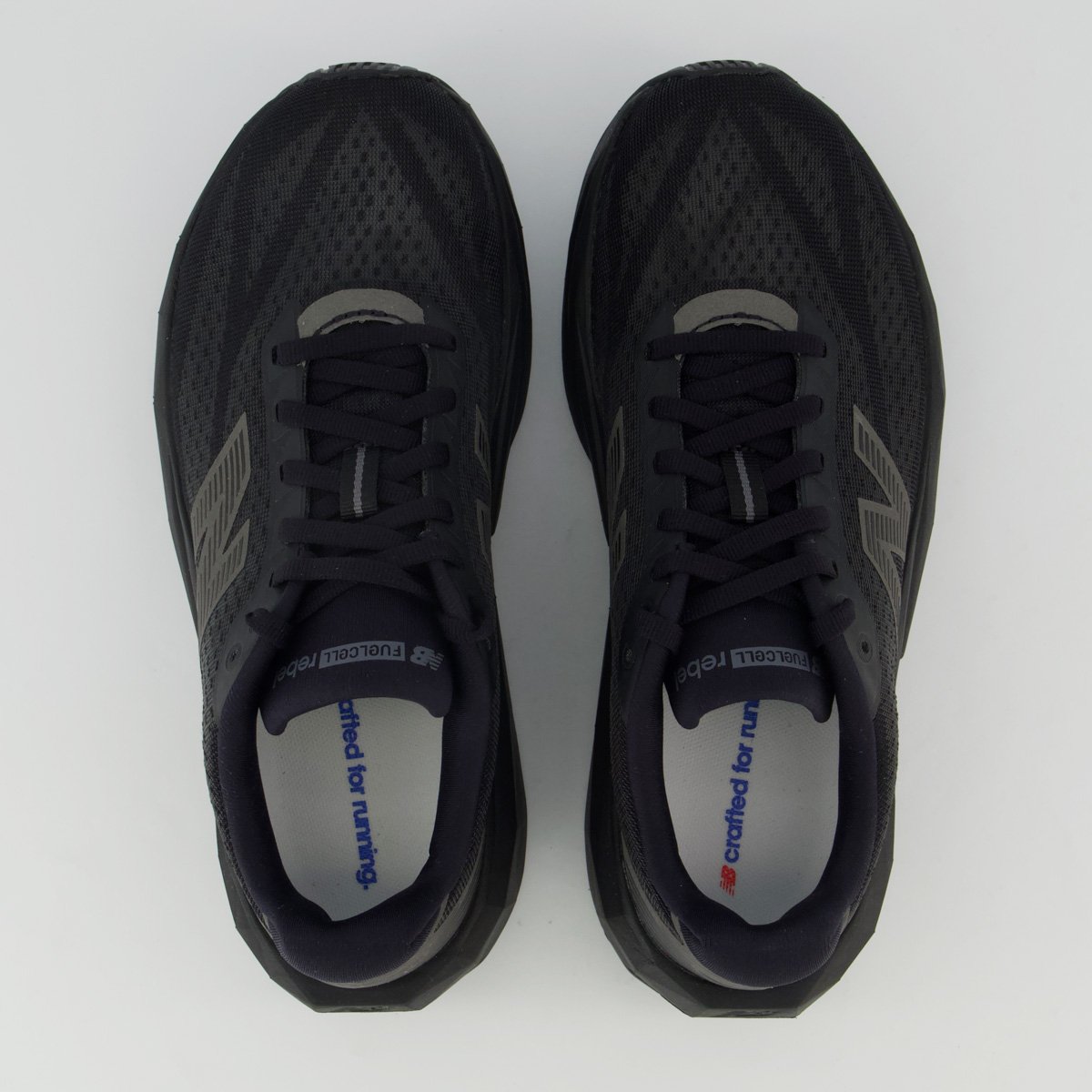 Tênis New Balance Fuelcell Rebel V5 Feminino All Black Preto 4