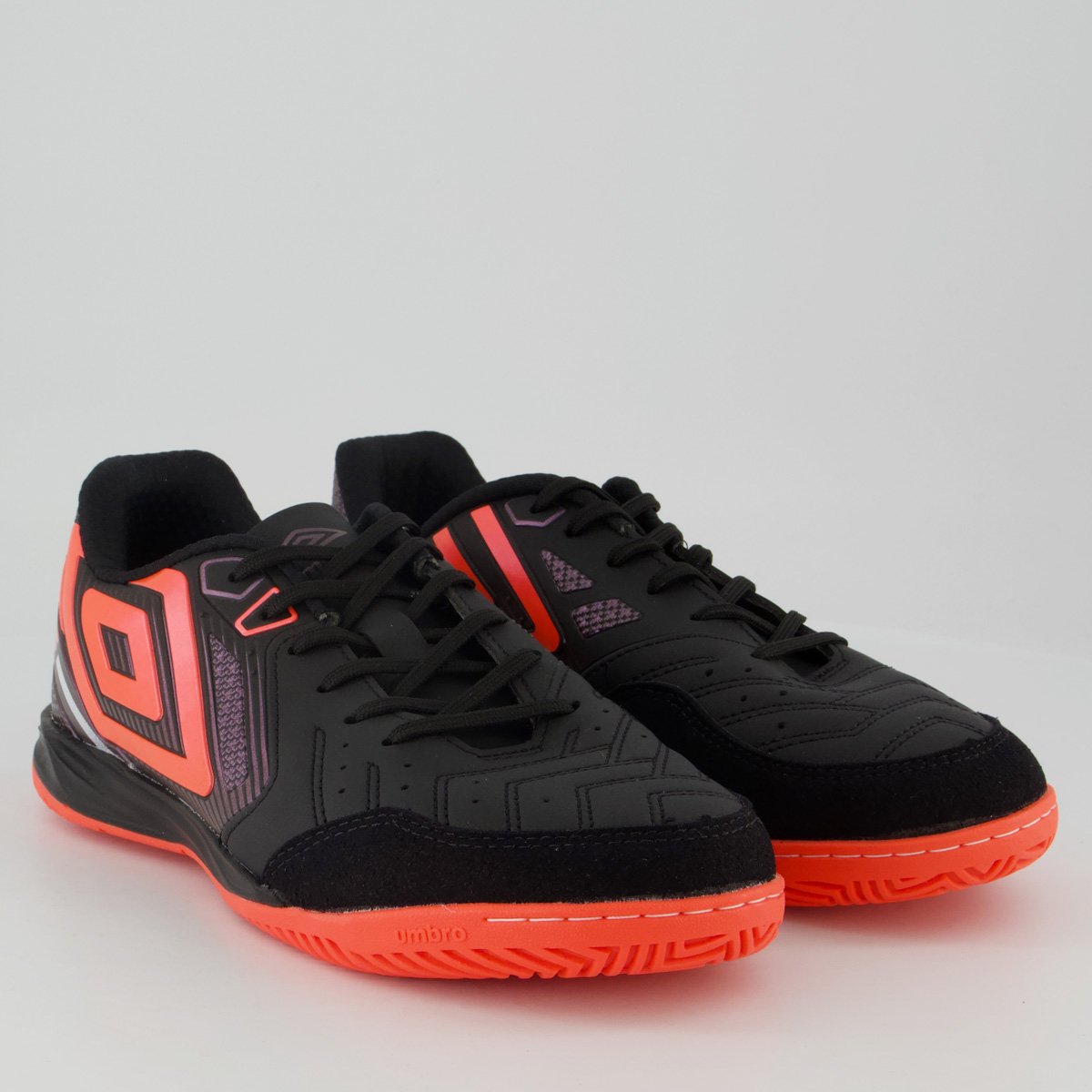 Chuteira Umbro Pro 5 Bump Club II Futsal Preta e Laranja Preto 2