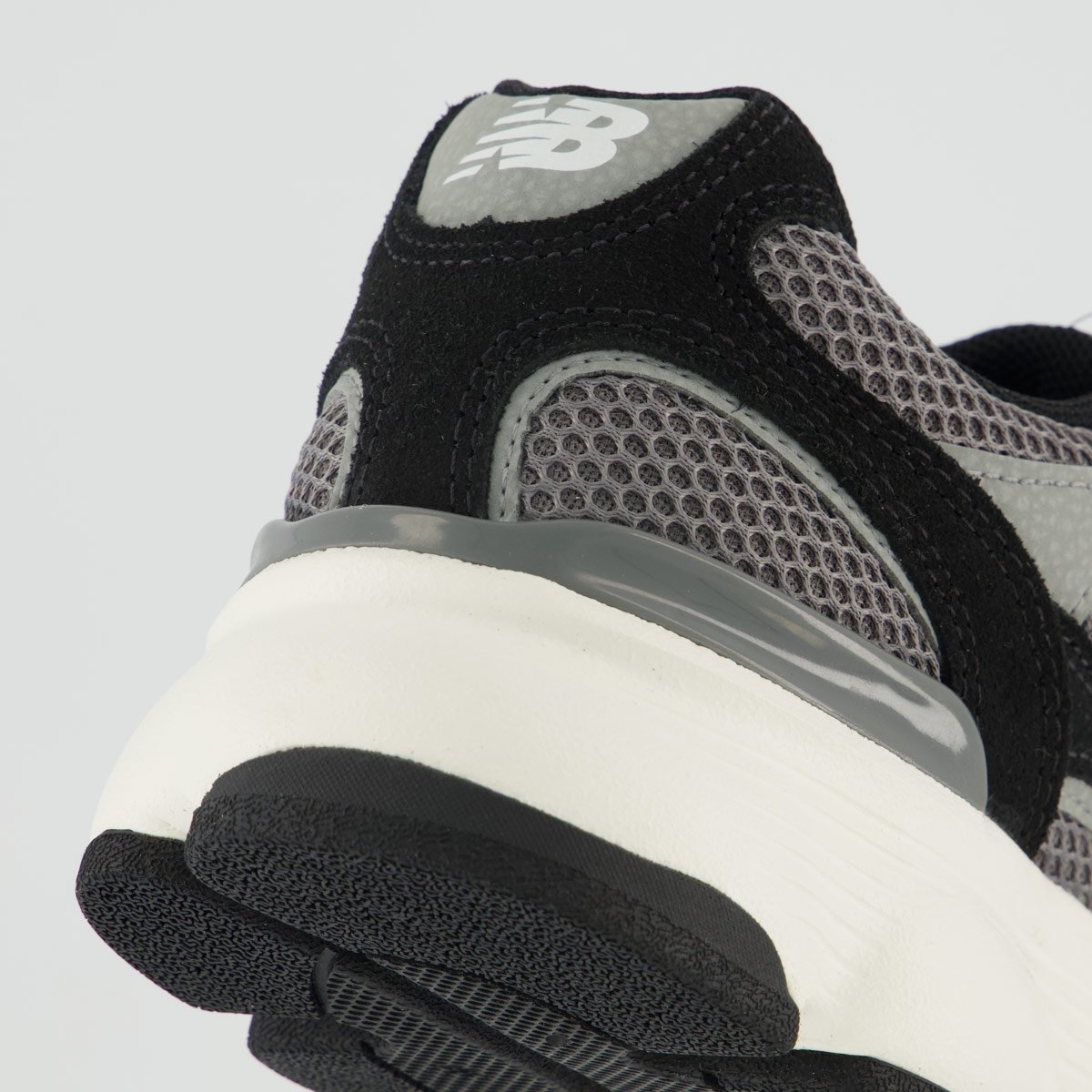 Tênis New Balance 603 Preto Preto 6